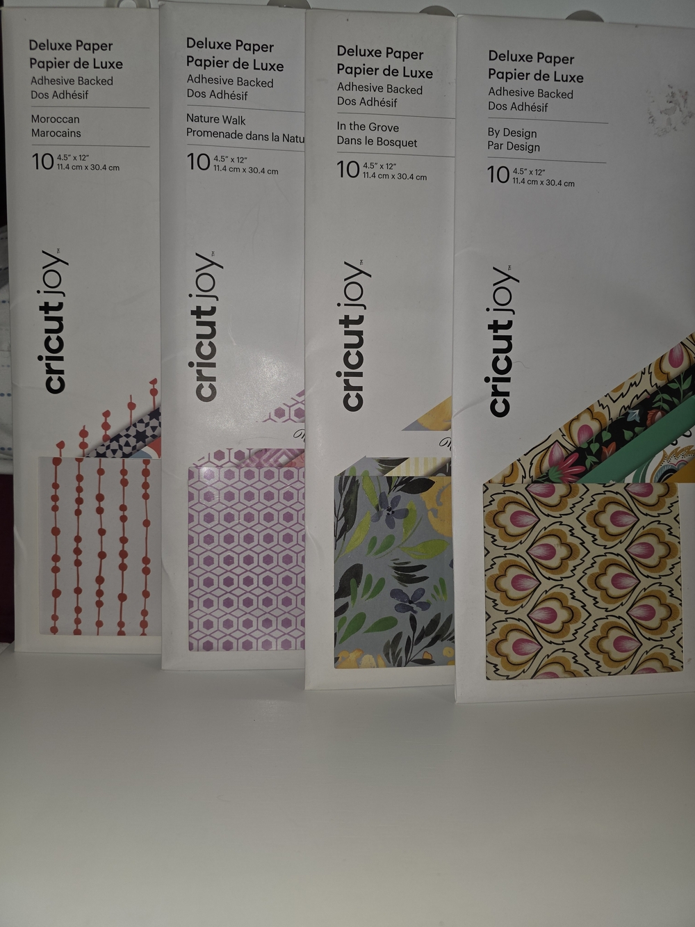 Cricut Joy Deluxe Paper Pack - Red, Purple, Yellow, Green, Cream